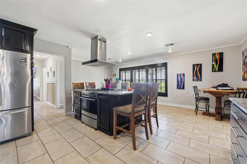 379 Private Road #4650