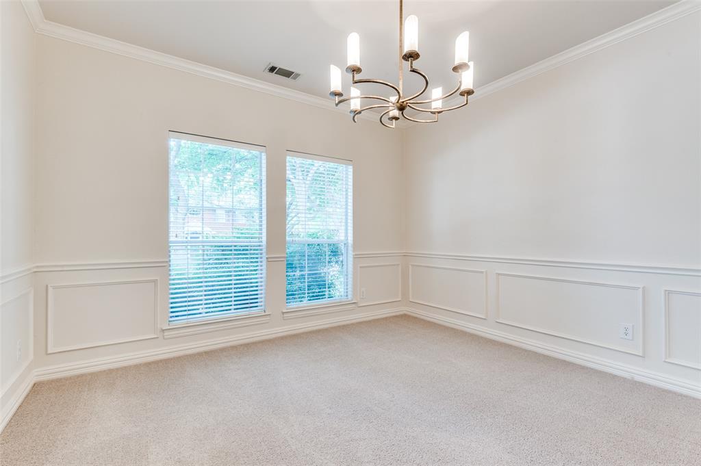 828 Blue Jay Lane