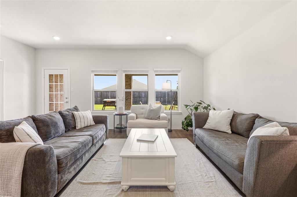 116 Creek Plum Drive