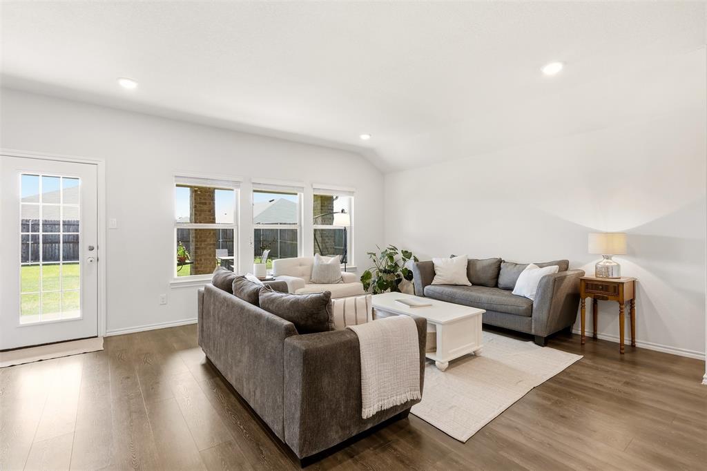 116 Creek Plum Drive