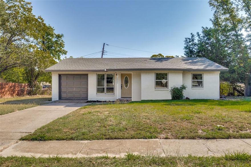 Don't miss this beautifully updated starter home featuring 3 bedrooms, 2 full bathrooms, and a modern open concept layout. Enjoy a stylish kitchen complete with a quartz island, new appliances, sleek backsplash, and brand-new cabinets. Both bathrooms have been tastefully renovated with matching quartz countertops and updated cabinetry. New flooring throughout the entire home. With a MOTIVATED SELLER, this home won't last long! $3000 in seller concession.