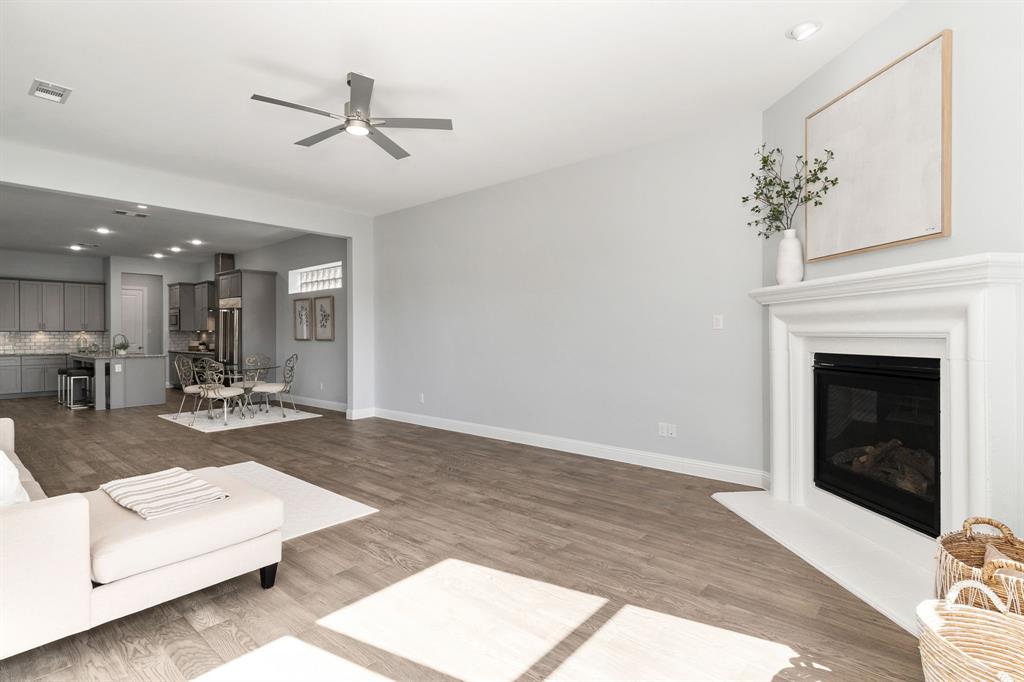 Villages Of Prairie Commons West - Residential