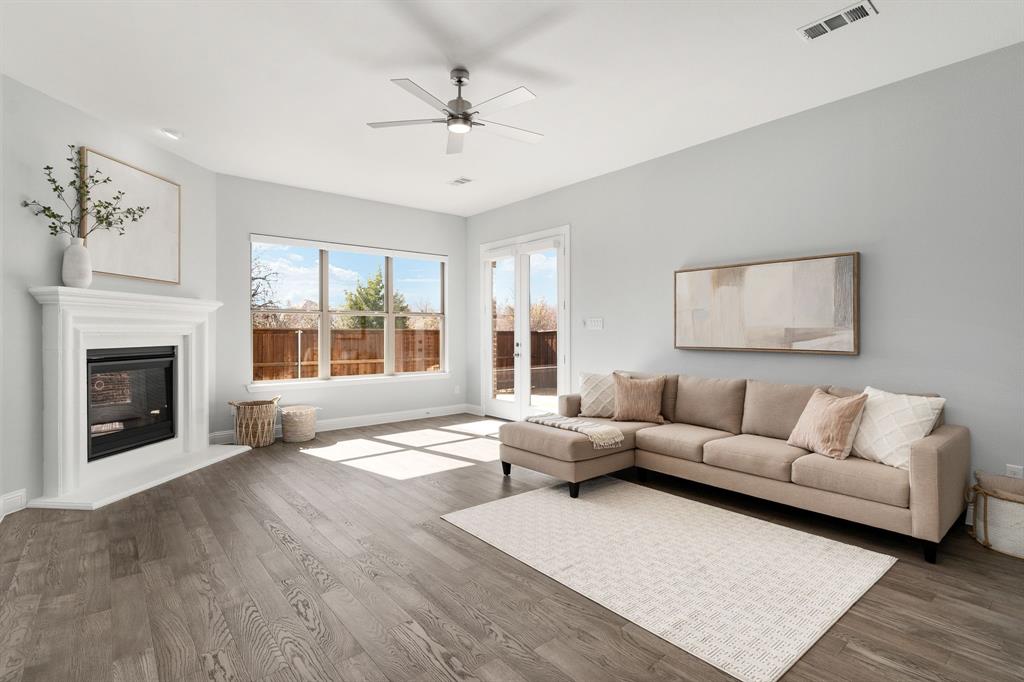 Villages Of Prairie Commons West - Residential