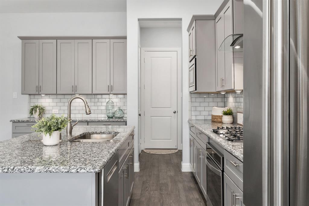 Villages Of Prairie Commons West - Residential