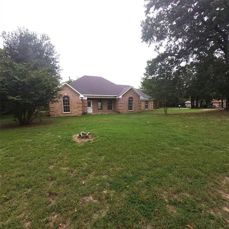 HUD OWNED HOME FHA CASE# 511-326753 SOLD AS-IS. MAJOR PRICE IMPROVEMENT AND NOW AVAILABLE FOR ALL BIDDERS. COME LOOK OR TAKE A SEDOND LOOK BEFORE IT IS GONE! Great country home located only minutes from Lake Tawakoni. This great home sits on 1.36 acres of land and offers a side entry garage, shade trees in the front yard, covered front porch and a large concrete back patio. The interior has neutral colors throughout, plenty of natural light, vaulted ceilings, fireplace in the living room and a nice kitchen with tons of cabinet space. The primary suite has a large bathroom with walk in closet, separate garden tub, walk in shower and double vanities. Split bedroom arrangement for the spare bedrooms on the opposite side of the house. This home has a lot to offer and won't last long at this price. Come take a look today before it is gone! Owner occupant buyers may be able to purchase this home with as little as $100 down payment when utilizing the HUD FHA Sales Incentive.