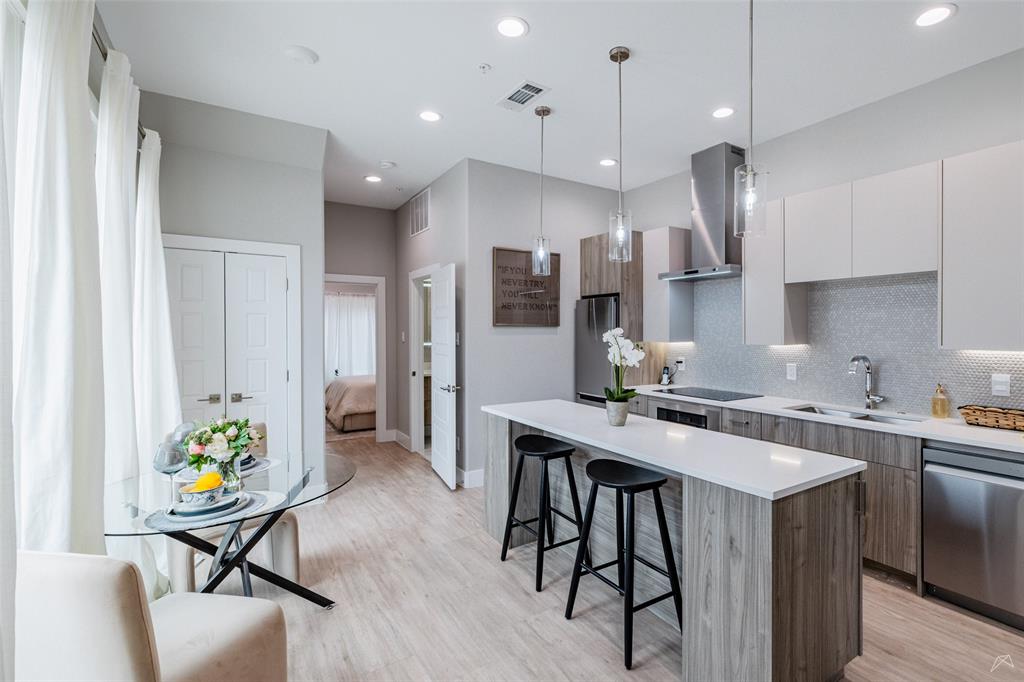 111 Merritt Street 102