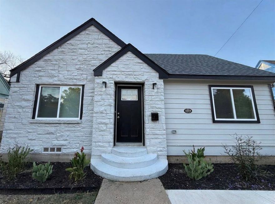 FULLY DETACHED MOTHER IN LAW SUITE WITH PRIVATE ENTRANCE AND DEDICATED PARKING. PERFECT FOR EXTENDED FAMILY OR STEADY RENTAL INCOME!

ABSOLUTELY STUNNING and COMPLETELY REMODELED from top to bottom! This beautiful four bedroom, two bathroom home offers space, privacy, and incredible income potential all in one. Recently remodeled with a bright, open living room and kitchen concept, oversized rooms, and a modern layout, you will love the moment you walk through the front door. Upgrades and features include a fully detached Mother In Law suite with its own private entrance and dedicated parking, perfect for extended family, long term guests, or steady rental income. Truly a rare find! The fully fenced yard with an electric gate provides exceptional privacy and security. Covered carport plus additional parking means no juggling cars or street parking stress. Plenty of room for everyone! Location, Location, Location! Just minutes from Southern Gateway Park, Oak Cliff Assembly, and the vibrant Bishop Arts District with quick access to shopping, dining, entertainment, and major highways. This home truly adapts to your lifestyle and can even pay you back! Easy to show. Don’t miss this opportunity!