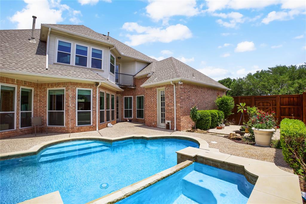 1807 Meadowcove Drive