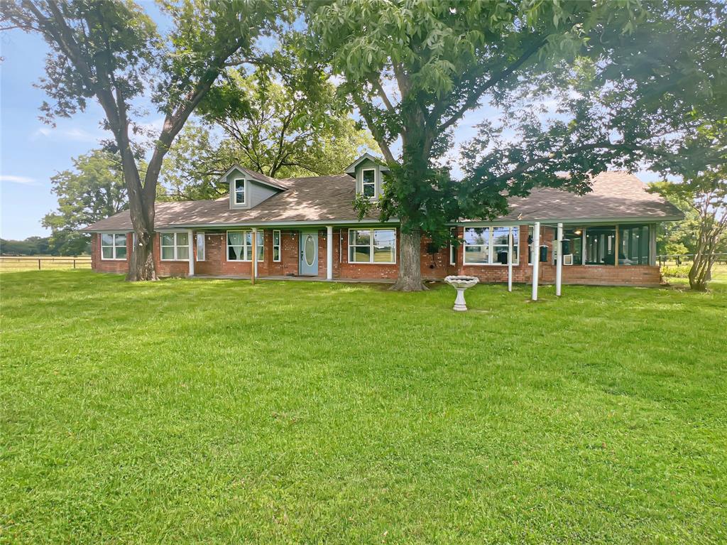 695 County Road 1210