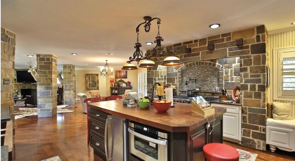 Elmwood West - Residential