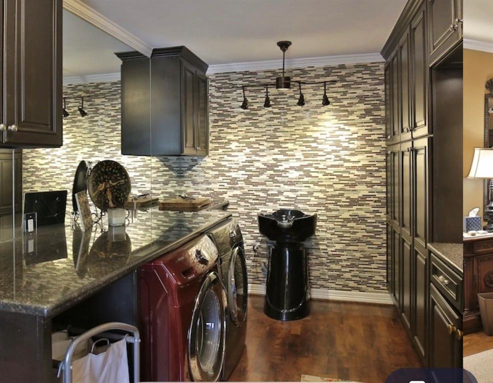 Elmwood West - Residential