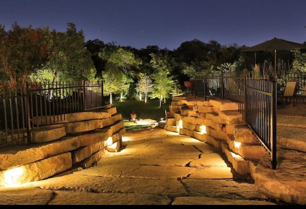 Elmwood West - Residential