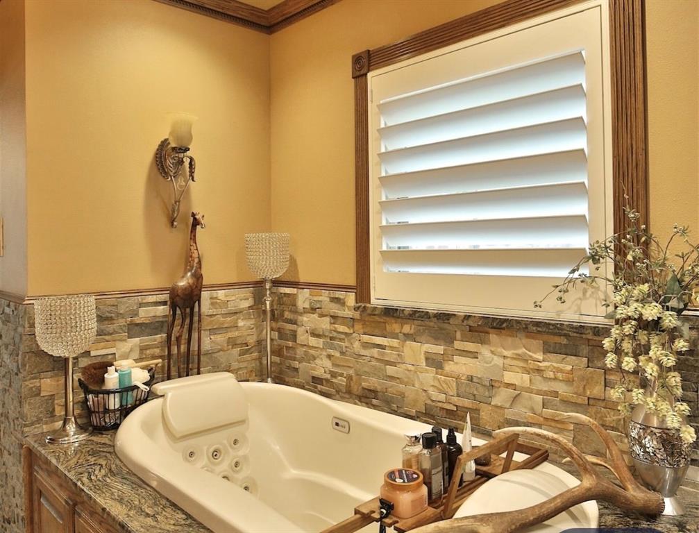 Elmwood West - Residential