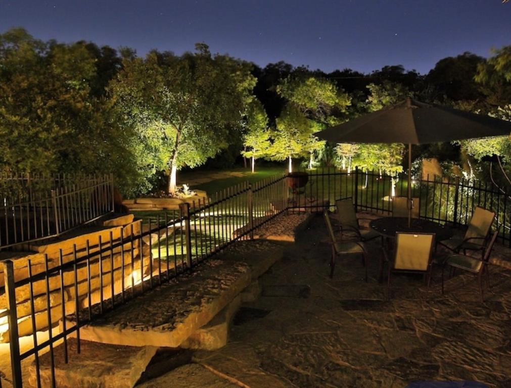 Elmwood West - Residential