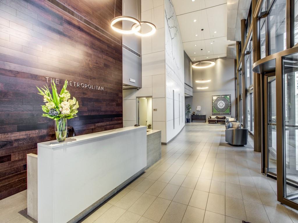 Metropolitan 1200 Main St Condo - Residential