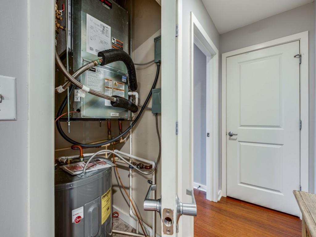 Metropolitan 1200 Main St Condo - Residential