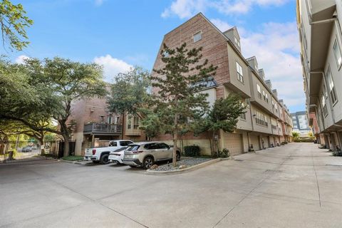 1500 Pecos Street 7 Dallas TX 75204
