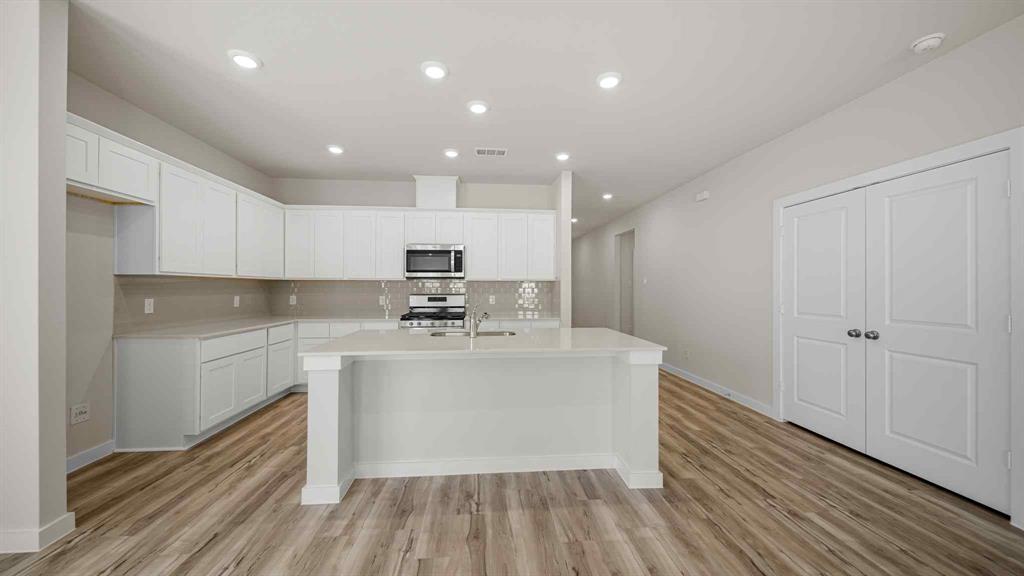 Overland Grove - Residential