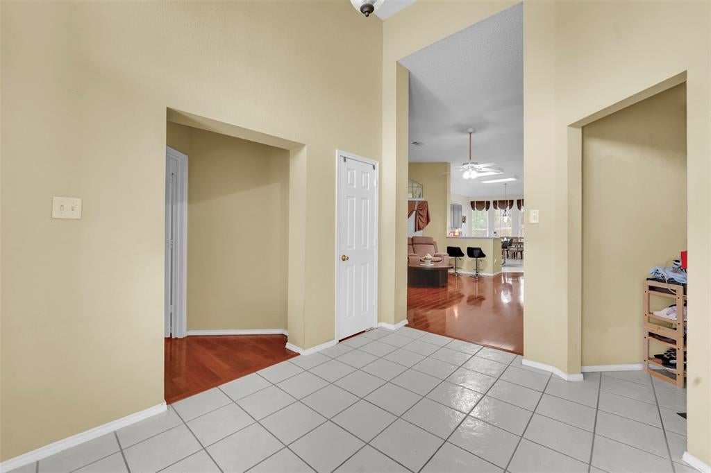 6900 Field Lark Drive