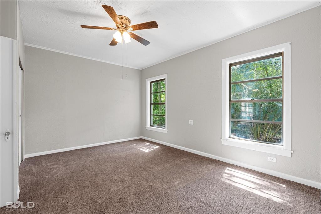 Shreveport, Louisiana 71101, United States, 5 Bedrooms Bedrooms, ,3 BathroomsBathrooms,Residential,Active,169795