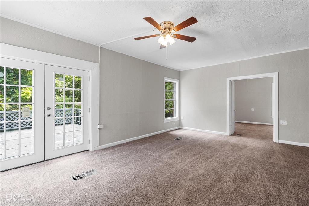 Shreveport, Louisiana 71101, United States, 5 Bedrooms Bedrooms, ,3 BathroomsBathrooms,Residential,Active,169795