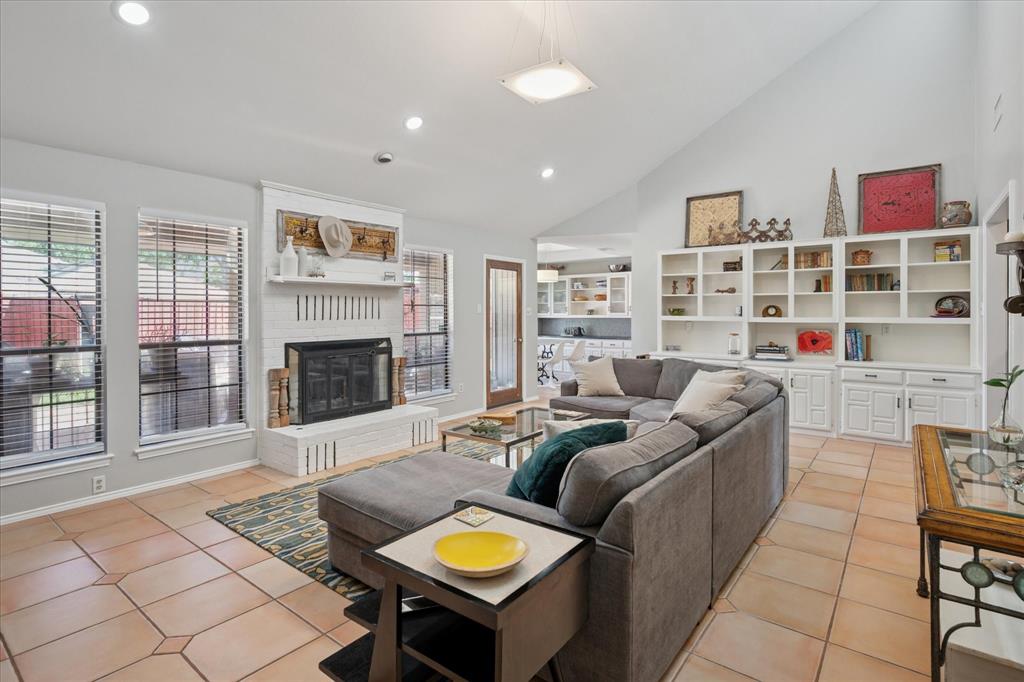 2517 Belmont Place