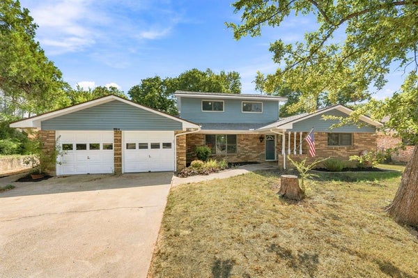 924 WADE DR, BEDFORD, TX 76022 - Image 1fda04ef1eaf3aba9d947bb11f094101/2804234867