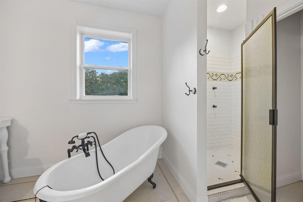 Oak Point, Texas, 75068, United States, 4 Bedrooms Bedrooms, ,4 BathroomsBathrooms,Residential,Active,2051957