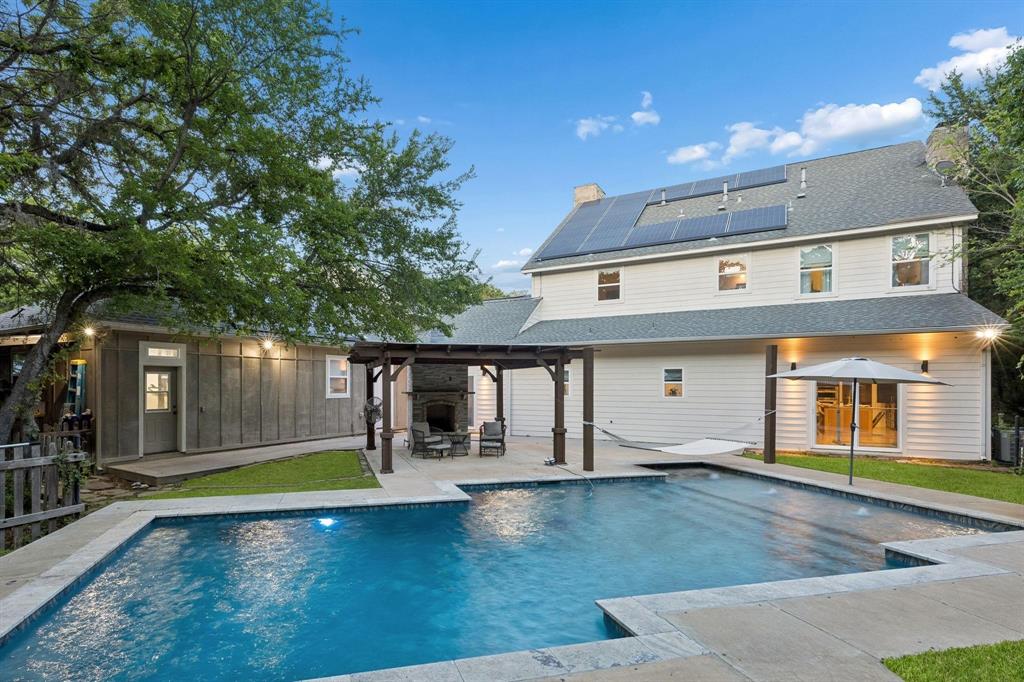 Oak Point, Texas, 75068, United States, 4 Bedrooms Bedrooms, ,4 BathroomsBathrooms,Residential,Active,2051957