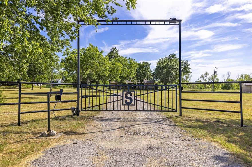 Beautifully, remodeled country home, with automatic gate is nestled on 4.6 acres in Royse City, with convenient 10-15 minute access to the many amenities of Fate & Rockwall. Located on the Central Migratory Flyway of North America, due to a seasonal wetland area at the rear of the property & neighbor's pond. Enjoy spectacular viewing of all kinds of birds & butterflies. This home boasts extensive custom cabinetry. Kitchen features tons of pull-out cabinets & organizer systems, granite, instant hot water faucet, wood look tile & sliding barn door walk in pantry. Large primary suite features spectacular spa bathroom, 2 walk in closets & a wall of windows. 2 nice size secondary bedrooms with access to large secondary bathroom featuring granite & updated shower fixtures. Private study with wood floors could be used as 4th bedroom. Large front porch & back patio area. Large oversized garage has workshop & sink. New roof & paint (May 2025). Peaceful, country living or a relaxing weekend getaway within minutes of shopping & restaurants.