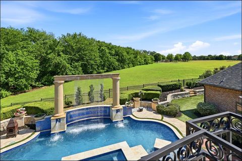 605 Park Lake Drive McKinney TX 75072