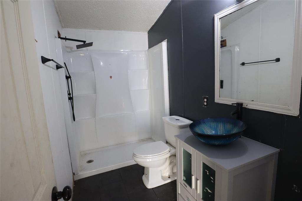 Wm Frells 120 - Residential