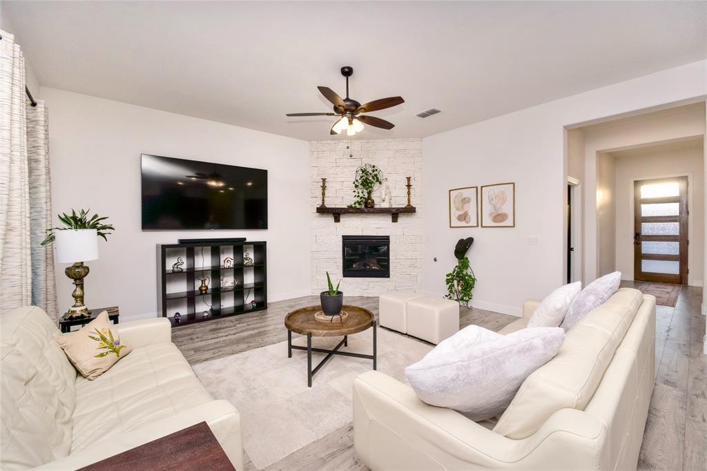 1927 Frediano Lane