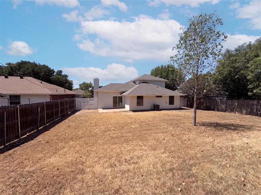 6612 Lakeside Drive