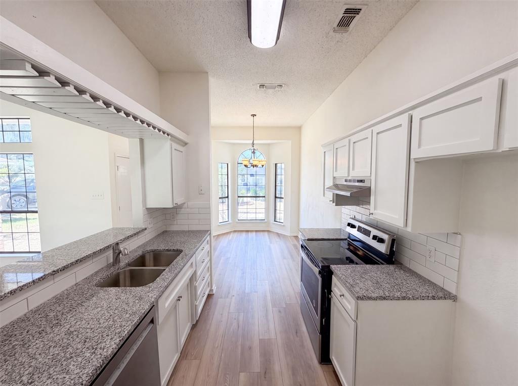 6612 Lakeside Drive