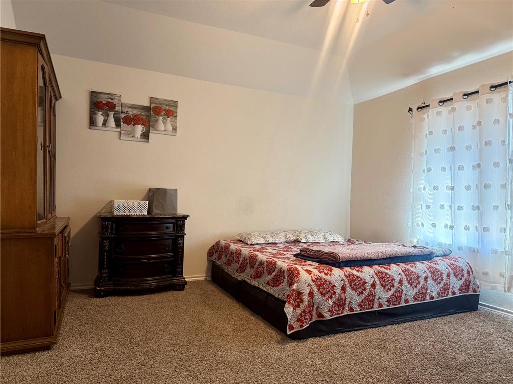 2900 Peony Drive