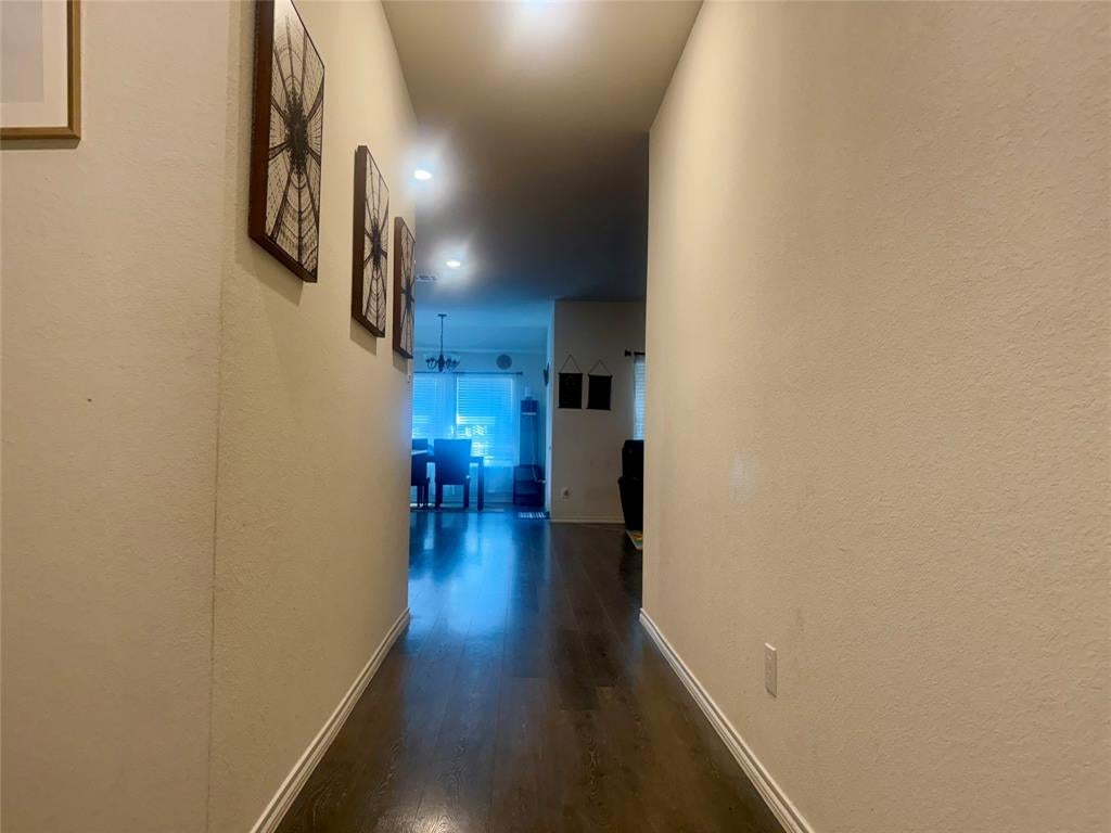 2900 Peony Drive