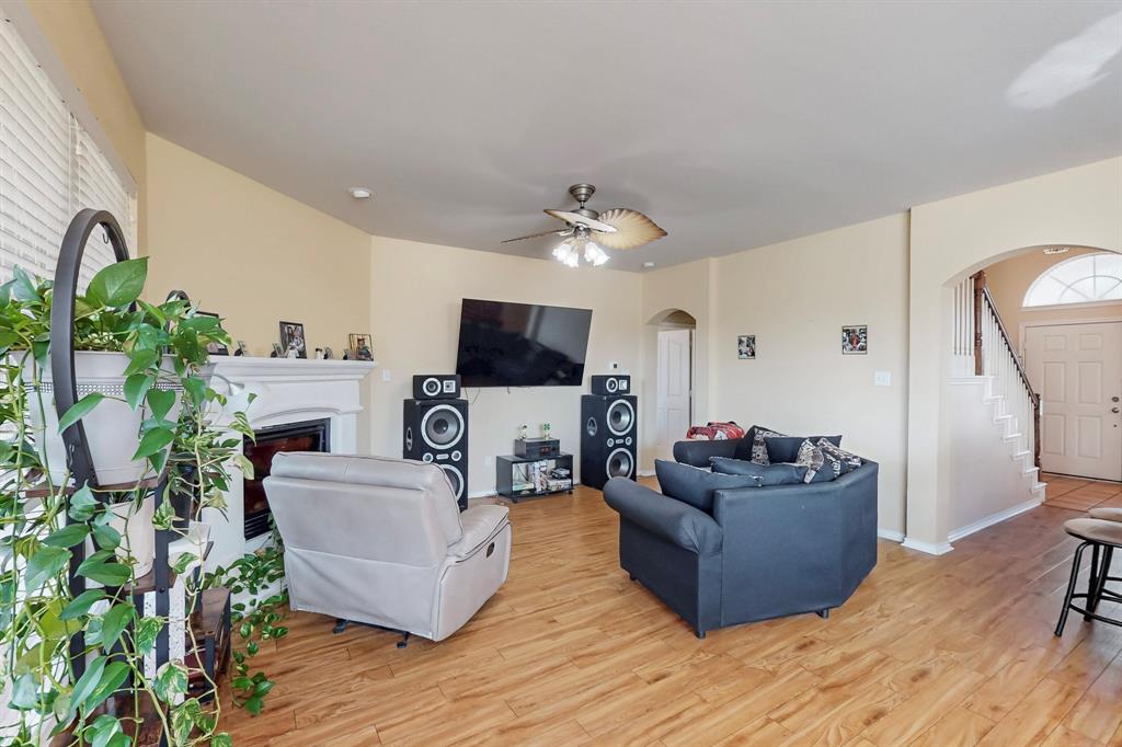 5045 Bedfordshire Drive