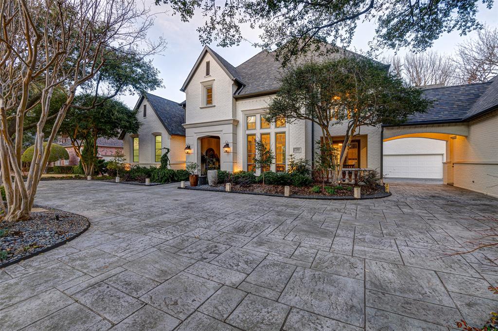 17604 Woods Edge Drive