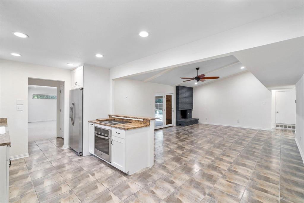 7162 Carrousel Circle