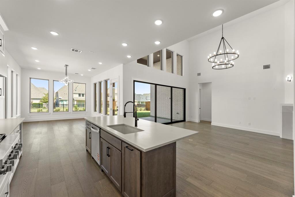 Lakewood at Brookhollow - Residential