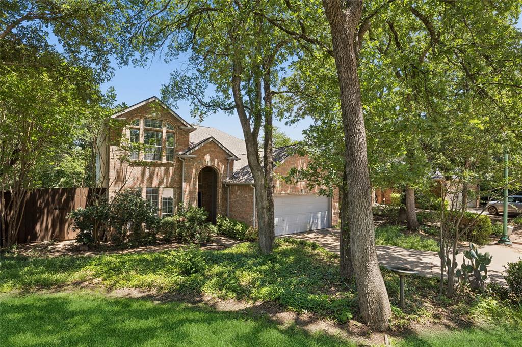 2401 Pinehurst Court