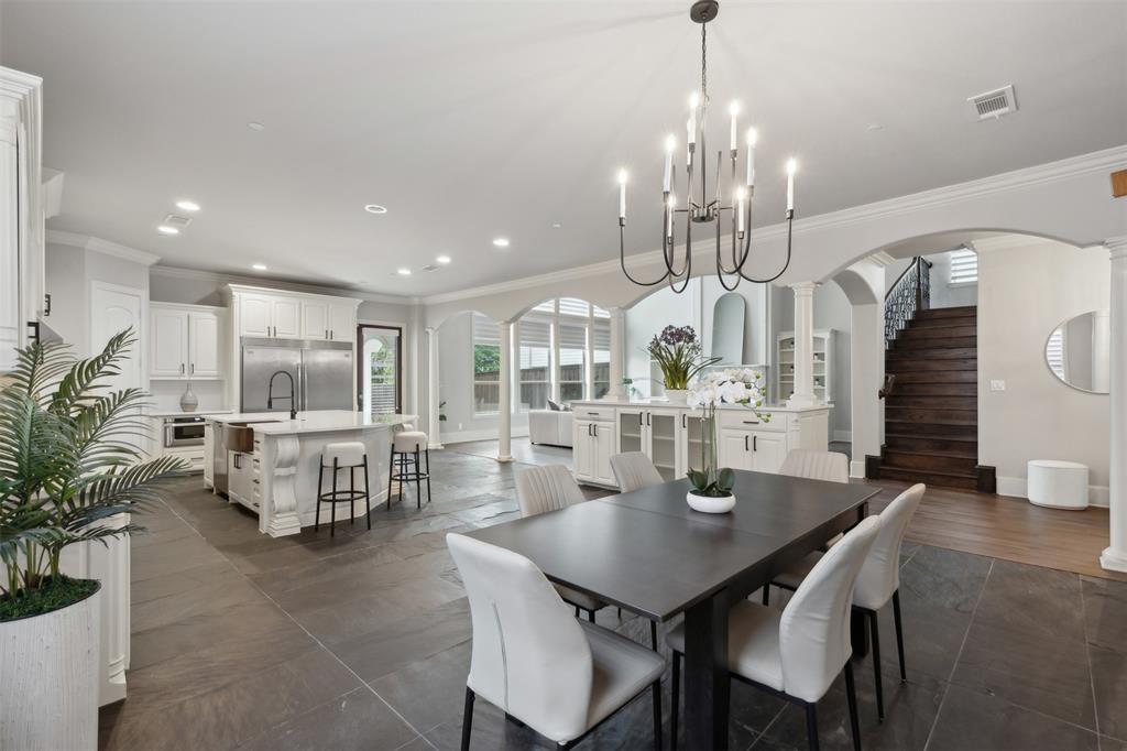 Ll Jesters Smu Heights Rev Place - Residential