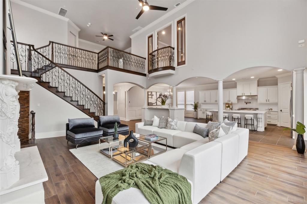 Ll Jesters Smu Heights Rev Place - Residential