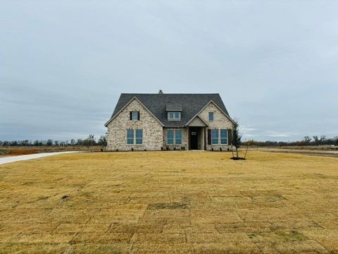 A home in Valley View