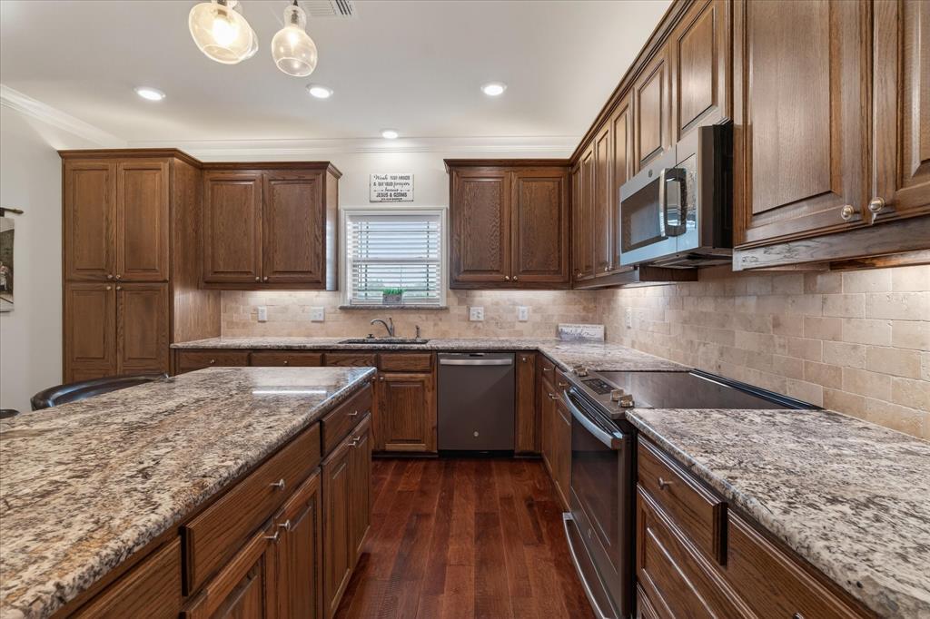 BRATTON JOSEPH - Residential