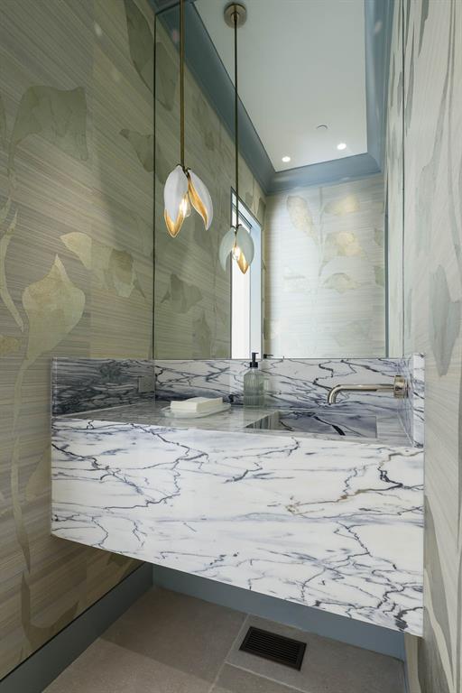 Mount Vernon 3rd Inst Amnd Blk 13 Lot 5-A - Residential