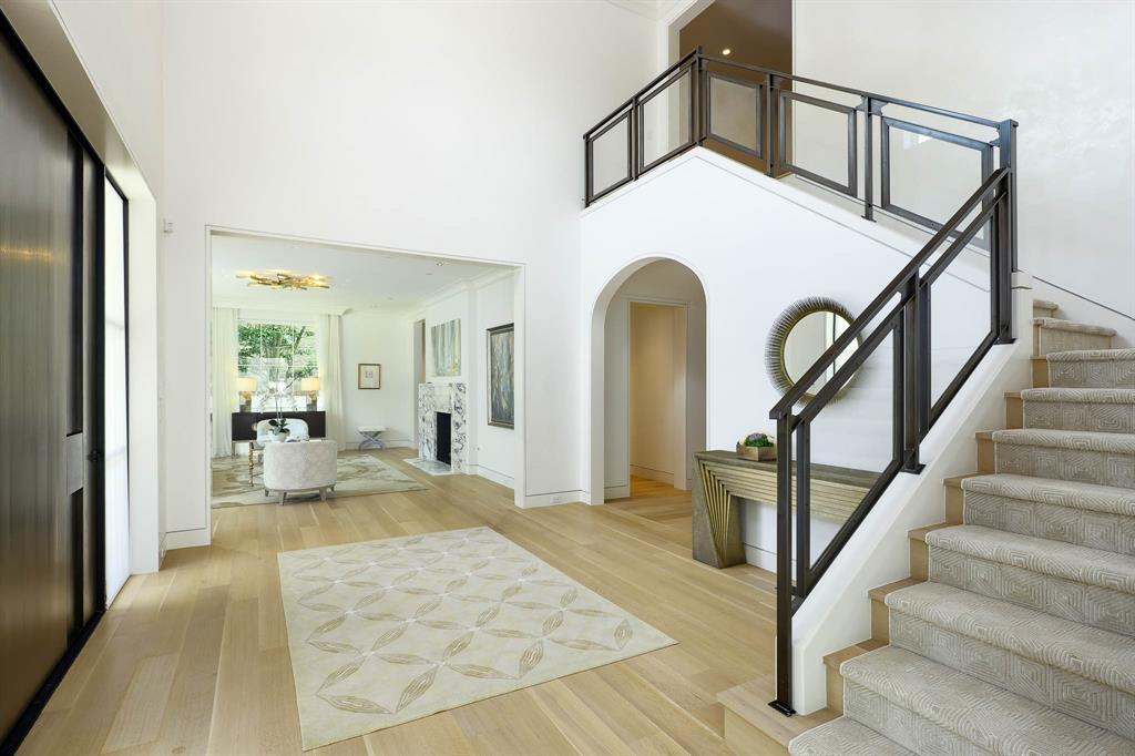 3906 Shenandoah Street
