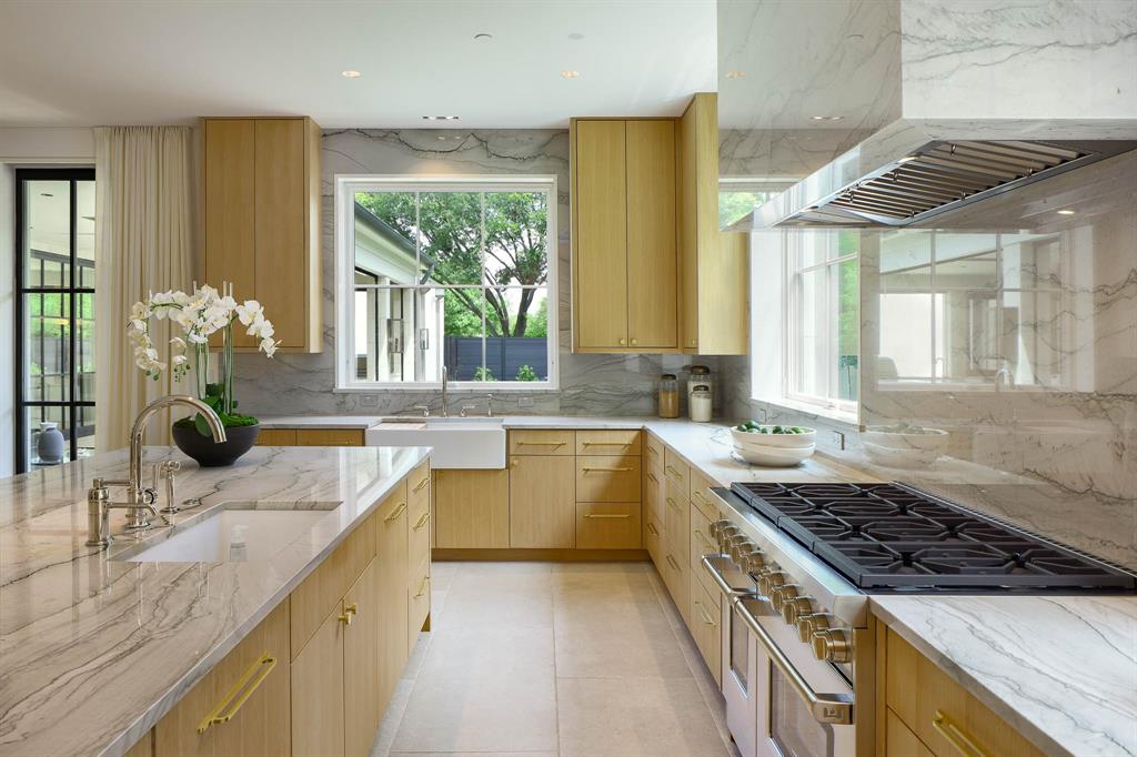 Mount Vernon 3rd Inst Amnd Blk 13 Lot 5-A - Residential