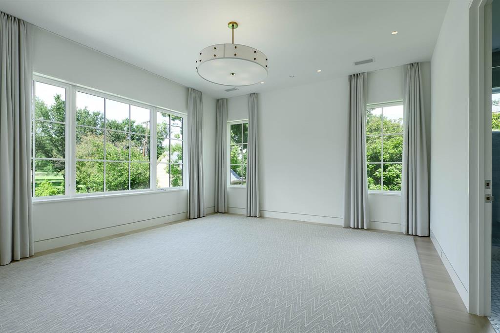 Mount Vernon 3rd Inst Amnd Blk 13 Lot 5-A - Residential